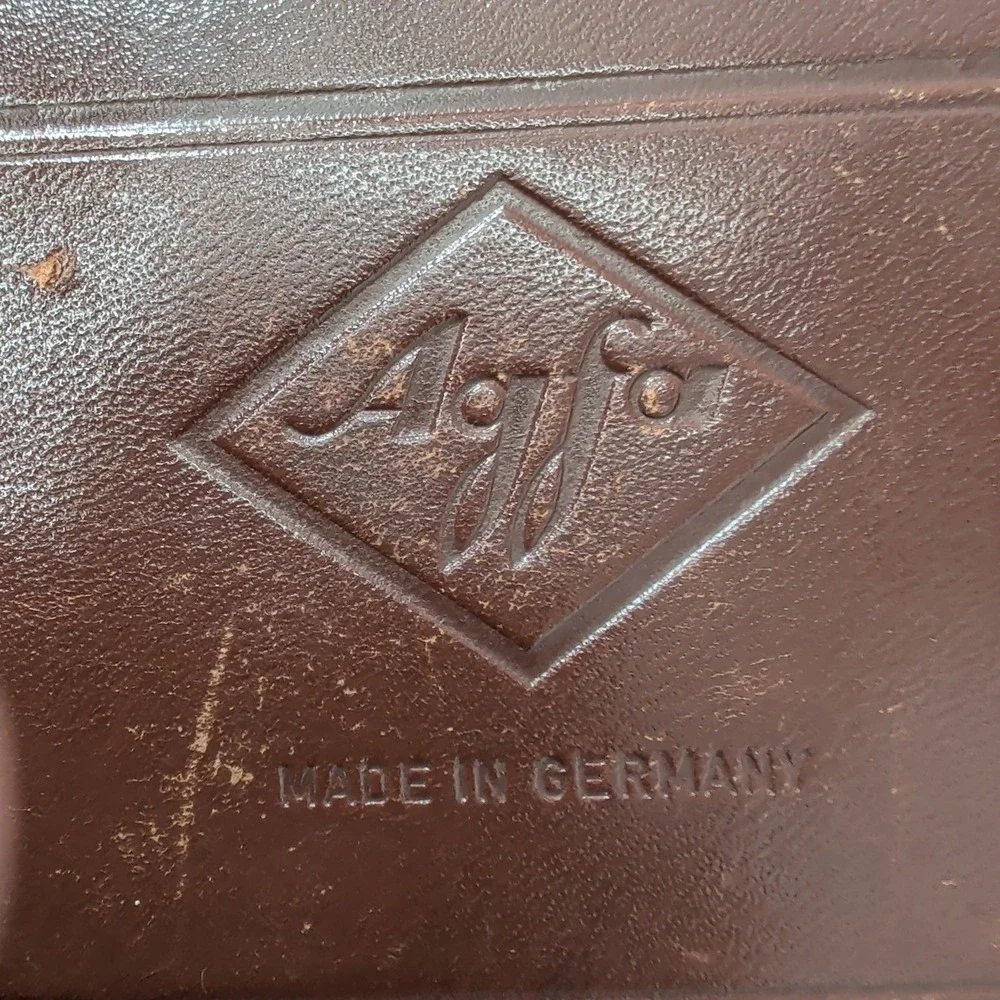 Agfa Isolette V Camera Agnar 4.5 85mm Vario Shutter Leather Case Untested